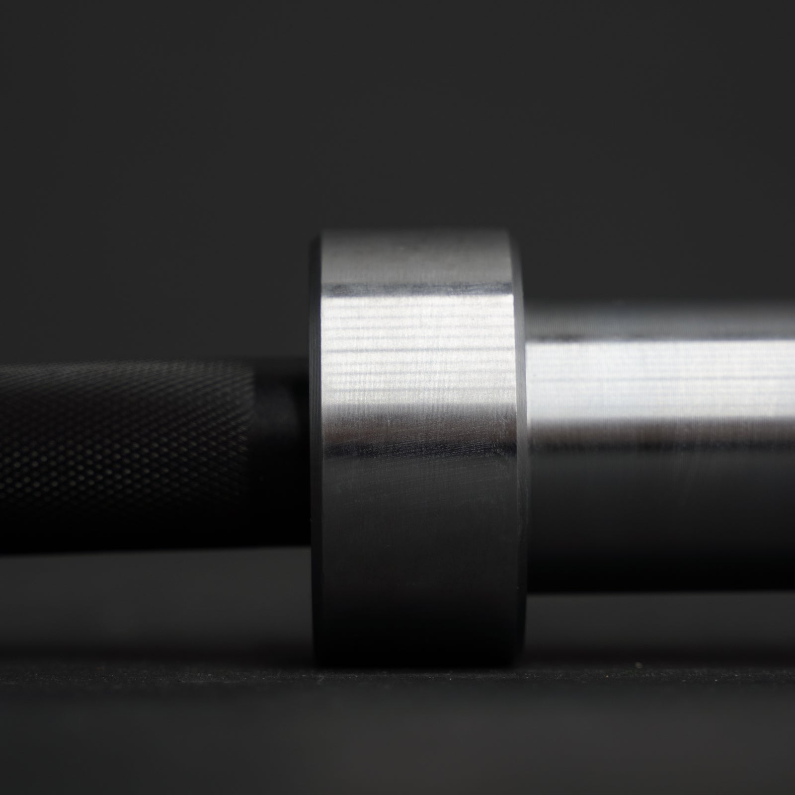 SUPER HIGH-GRADE, STRENGTHENED ALLOY STEEL