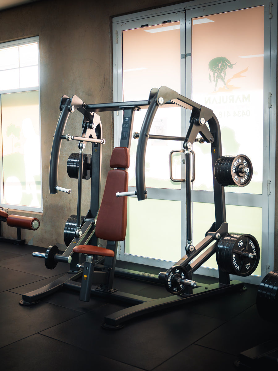 VERVE Plate Loaded Chest Press (Black) - Makoto Series