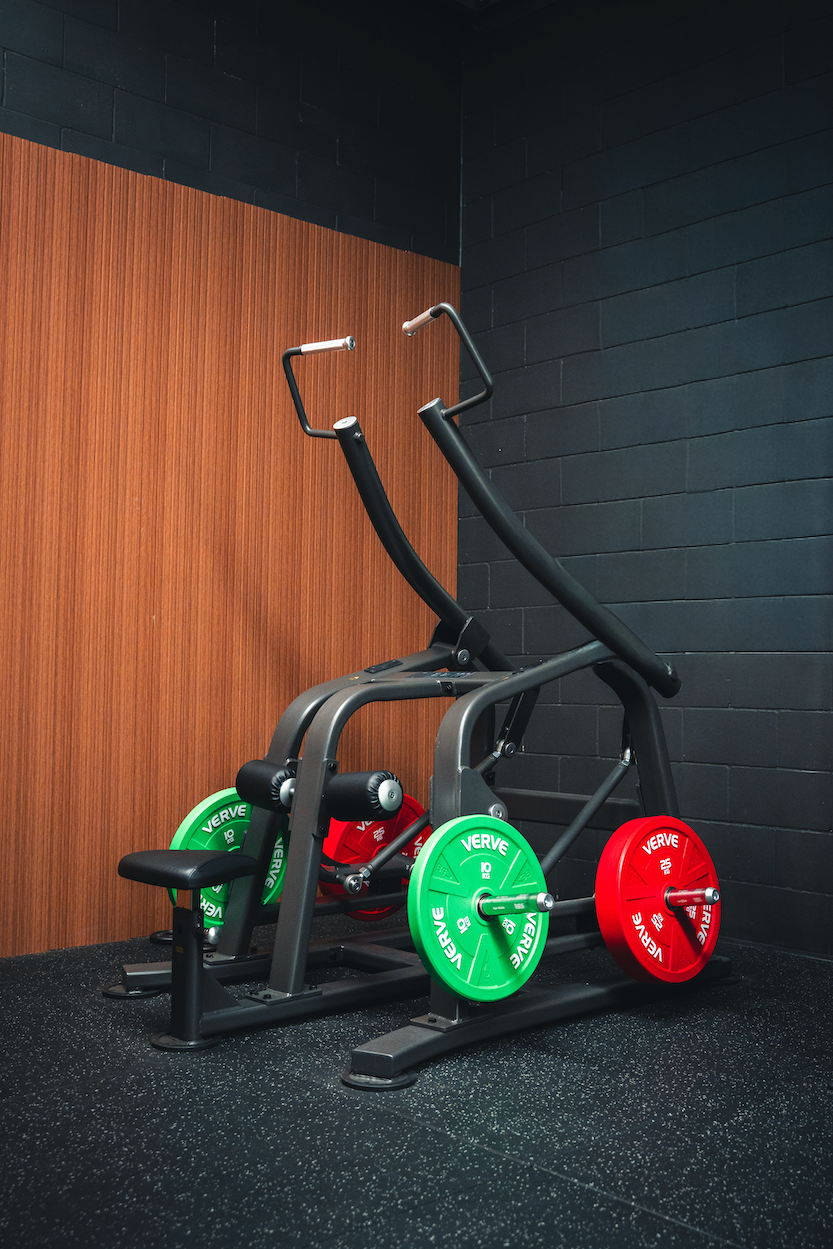 VERVE Plate Loaded Pulldown (Brown) - Makoto Series