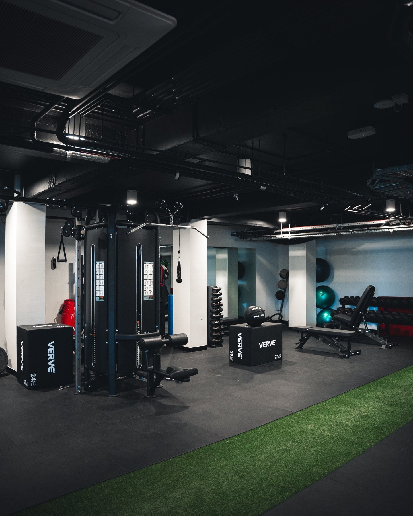 Compact home-style gym set-up with VERVE equipment