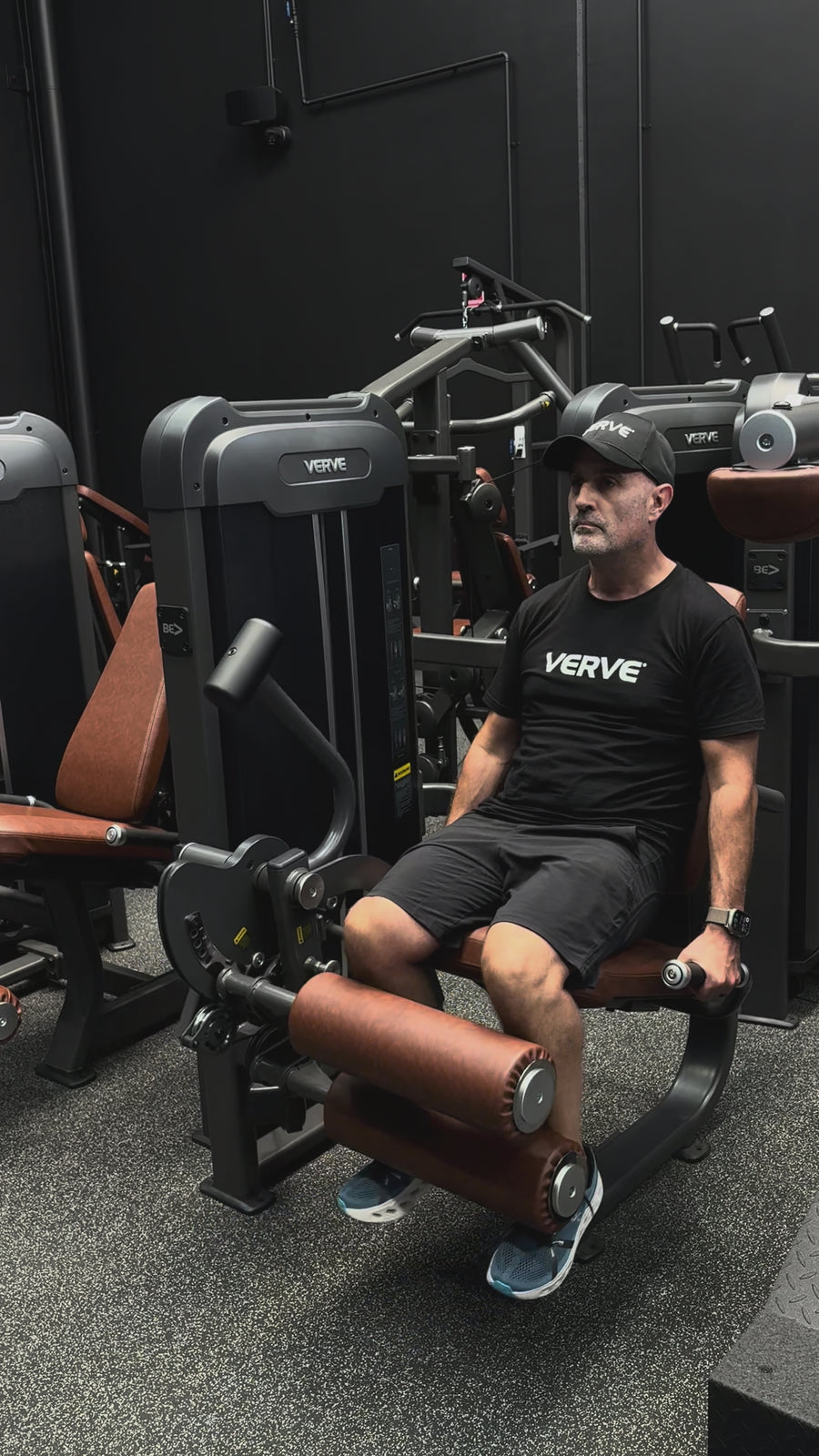 VERVE Pin Loaded Leg Extension/Leg Curl (Black) - Makoto Series