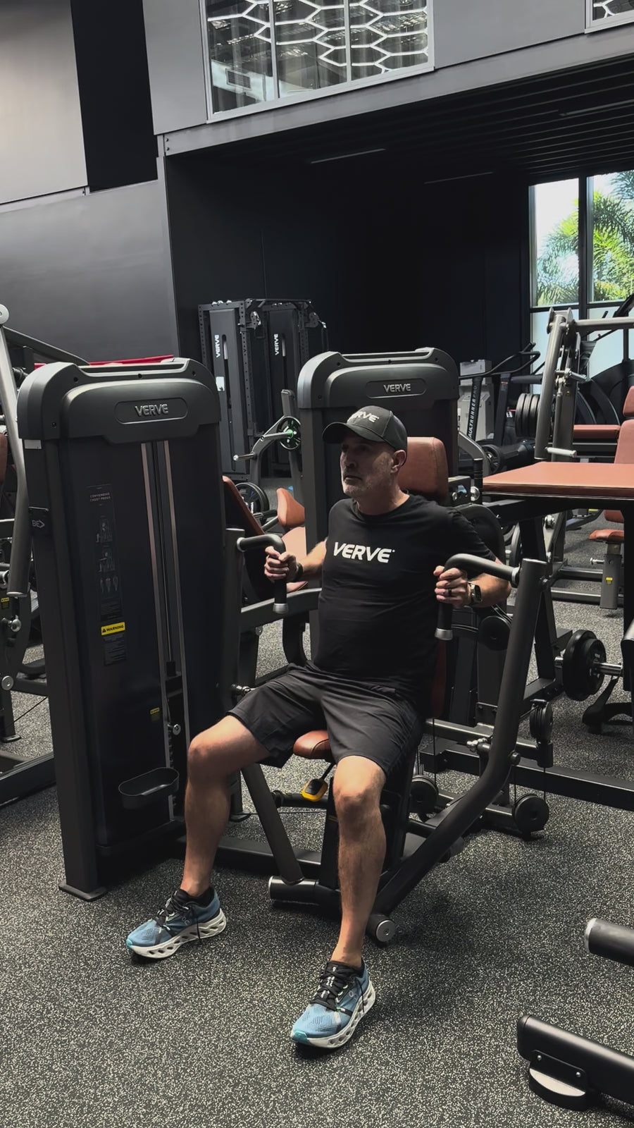 VERVE Pin Loaded Converging Chest Press (Black) - Makoto Series